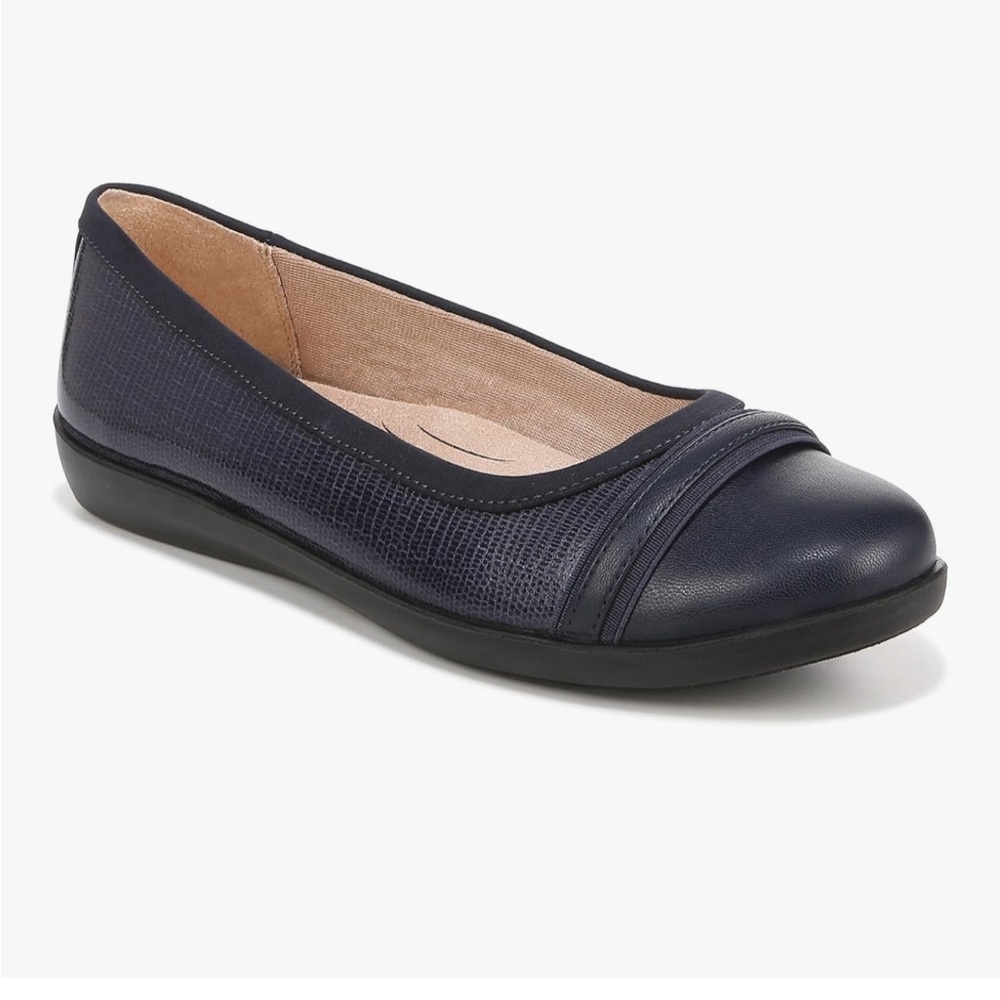 LIFESTRIDE Women's Navy Ballet Flat Shoes